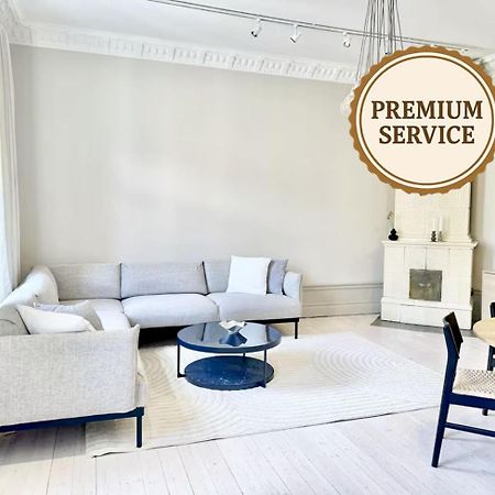 Laegenhet Med Fantastiskt Laege Apartamento Estocolmo Exterior foto